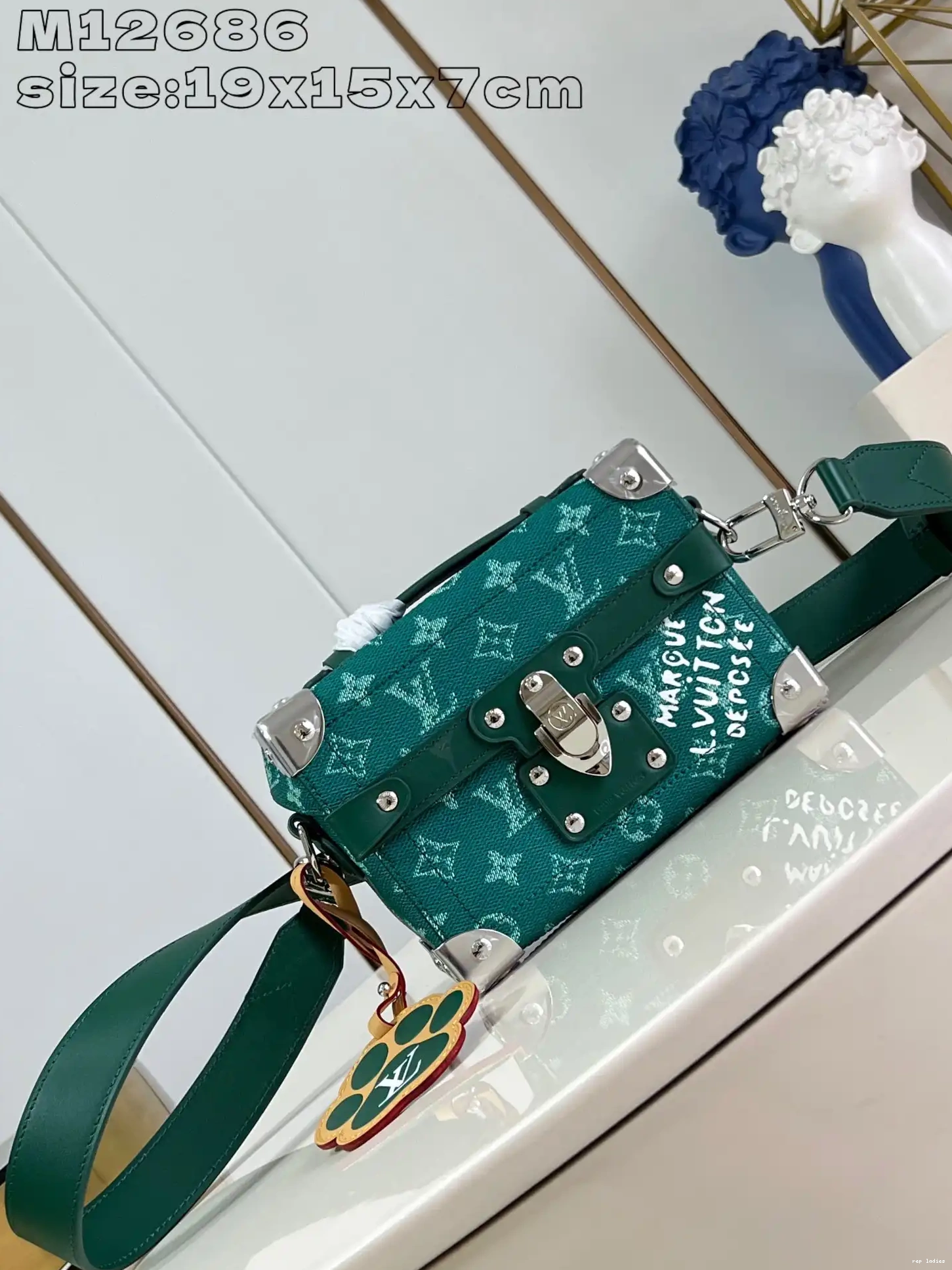 Cheap Trunk-19*15*7CM VUITTON LOUIS Soul 0528